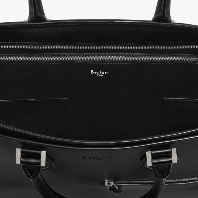 Un Jour Briefcase In Leather, BLACK, hi-res 10