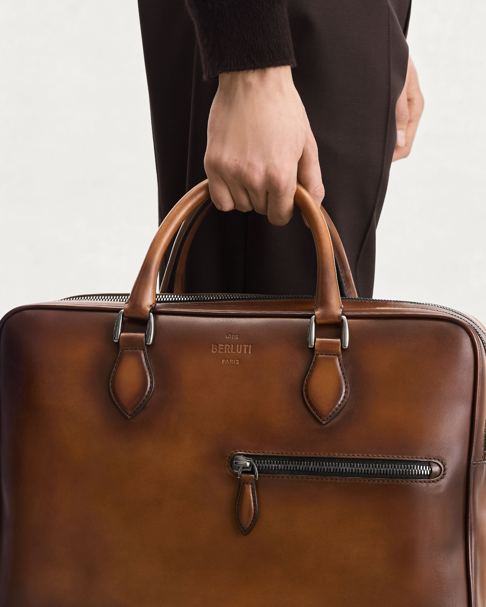 F088 Briefcase, Cacao Intenso, hi-res