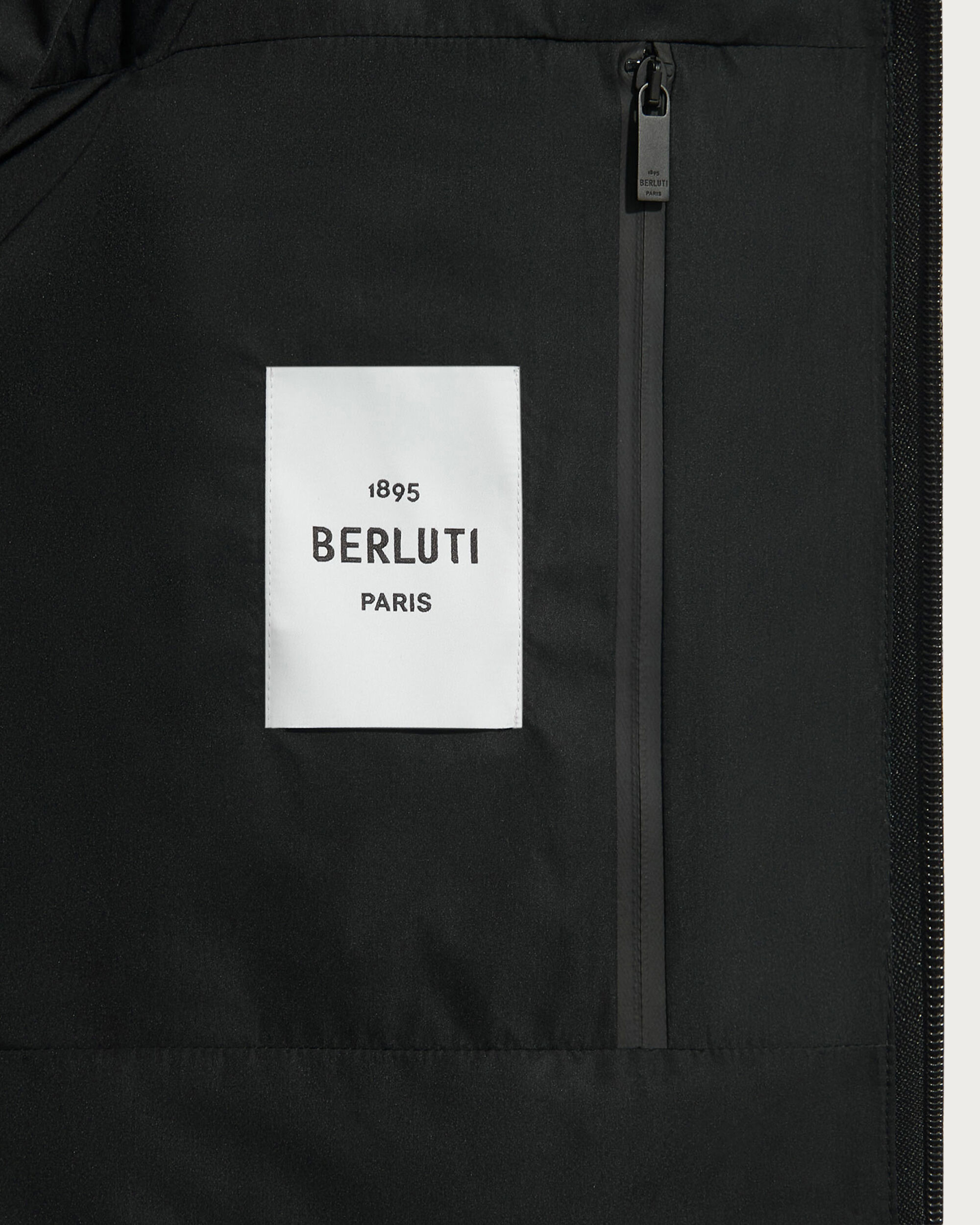 Technical Windrunner, Smoky Black, hi-res