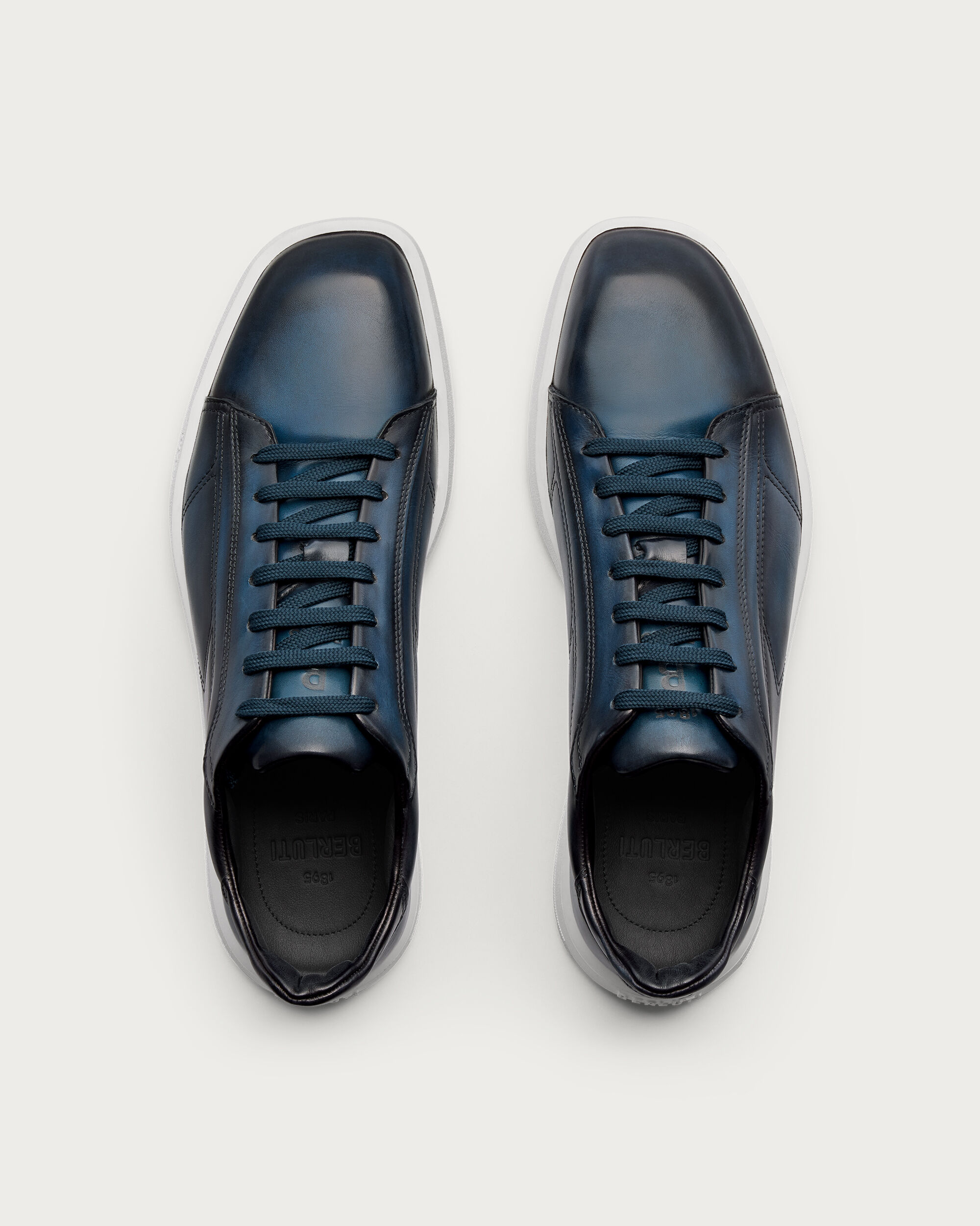 Stellar Sneaker, Abisso, hi-res