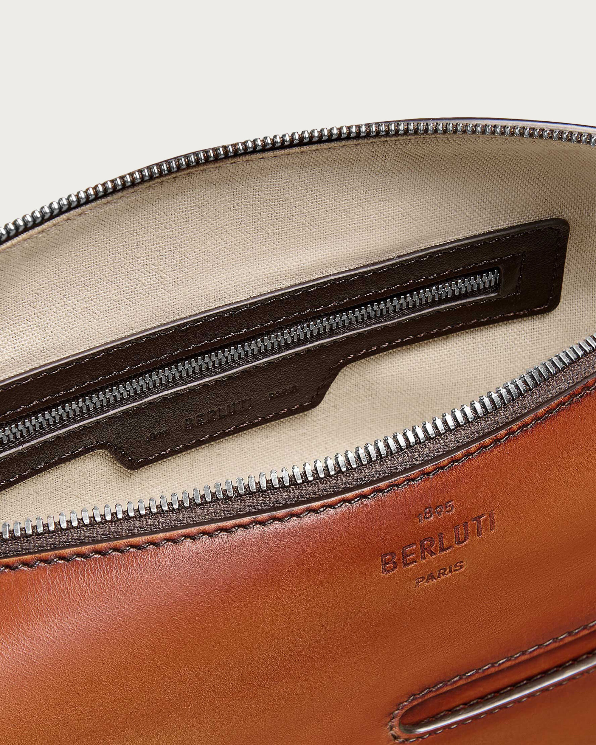 Toujours Soft Zipped Hobo XS Messenger, Arancio Vermiglio, hi-res