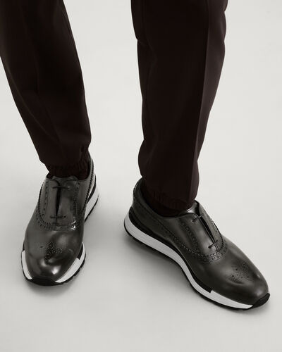 Fast Track Oxford, Selva Oscura, hi-res