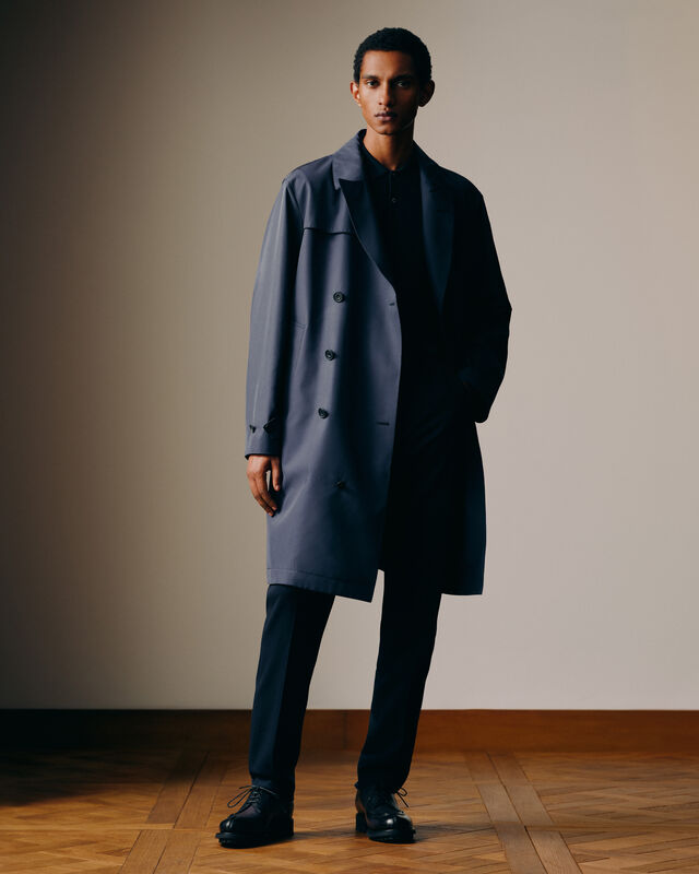 Technical Silk Light Trench