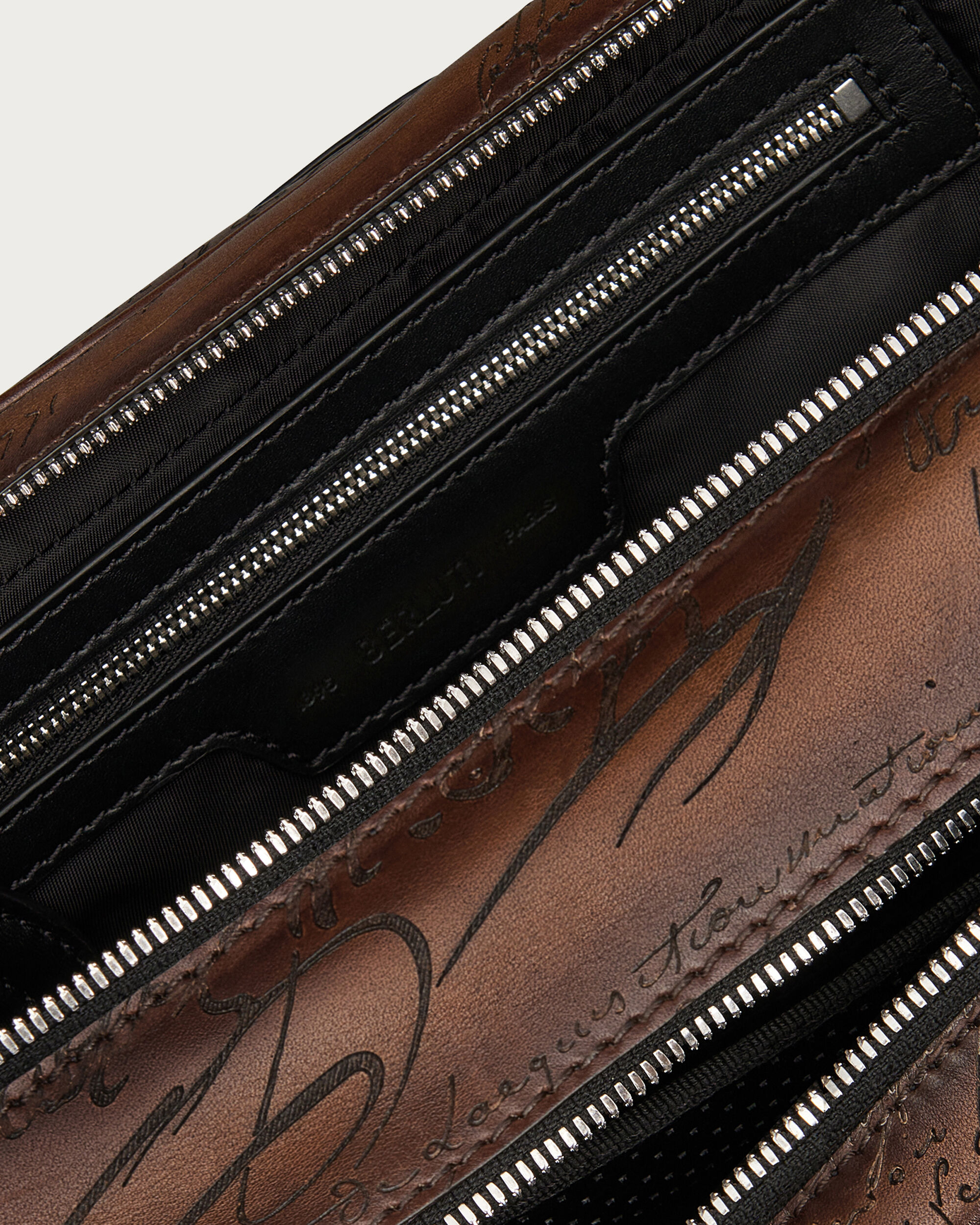 Formula 1003 Zipped Pouch, Cacao Intenso, hi-res